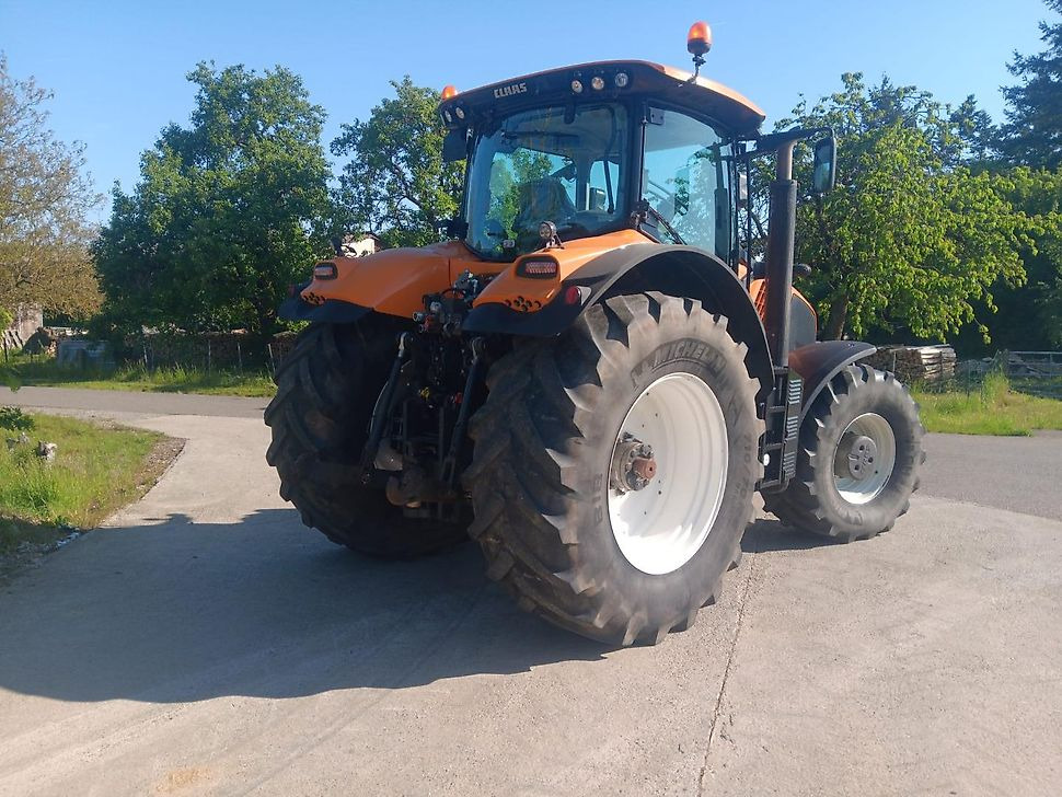 Tractor Claas Axion 830 C matic