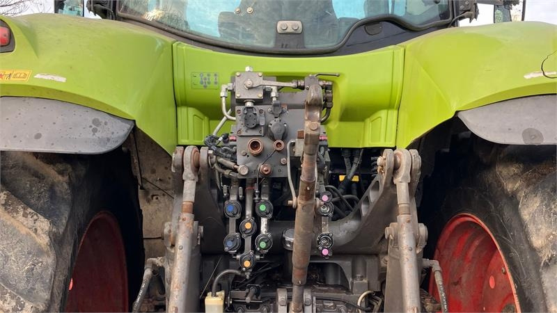 Tractor Claas Axion 830 Cebis