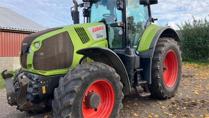 Tractor Claas Axion 830 Cebis