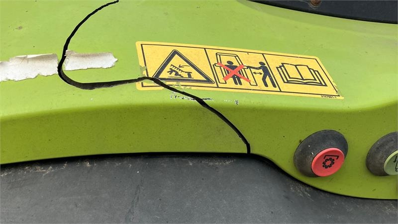 Tractor Claas Axion 830 Cebis