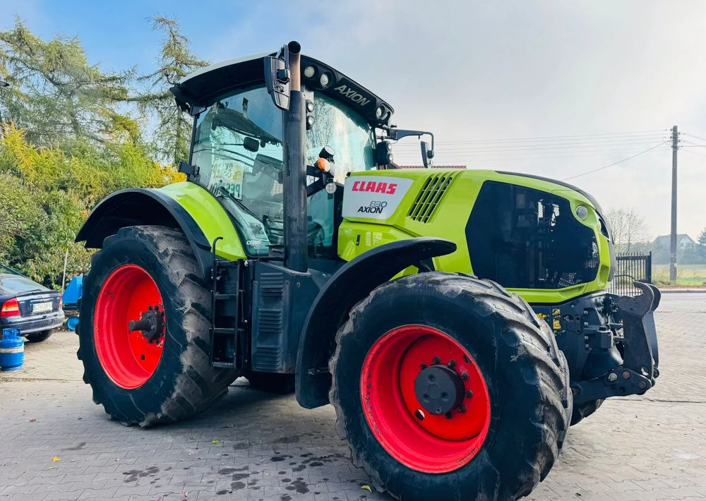 Tractor Claas Axion 830 Cebis