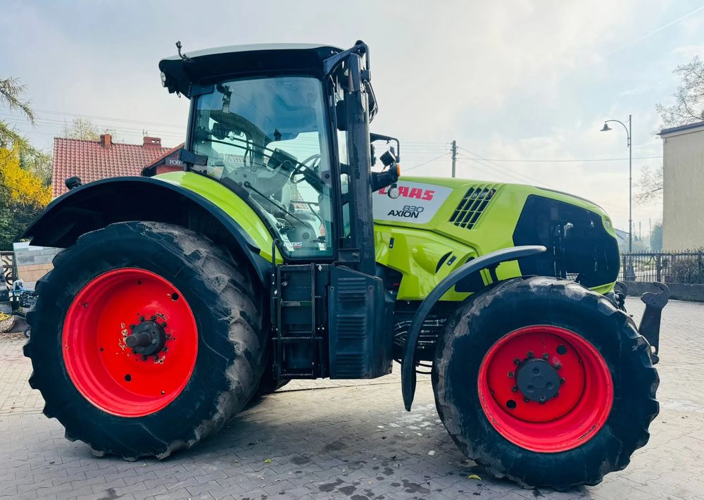 Tractor Claas Axion 830 Cebis