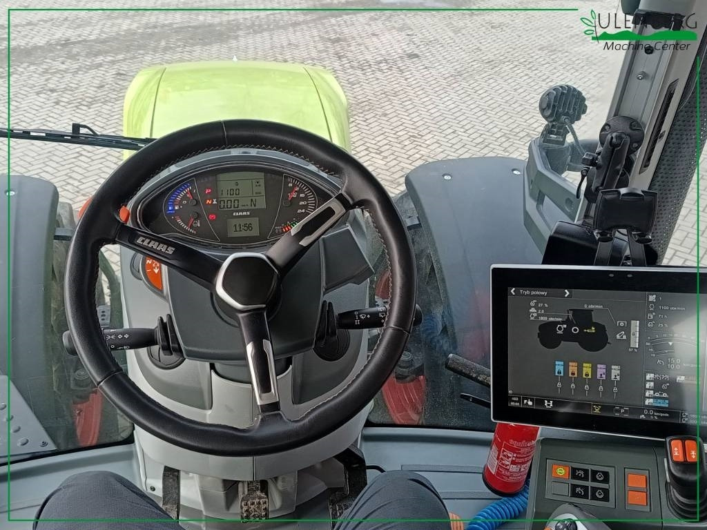 Tractor Claas Axion 830 Cmatic