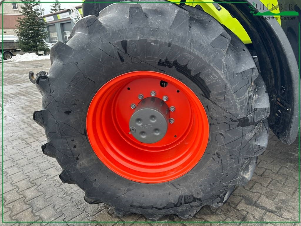 Tractor Claas Axion 830 Cmatic