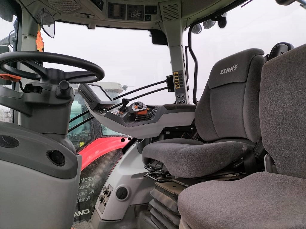 Tractor Claas Axion 830 Cmatic