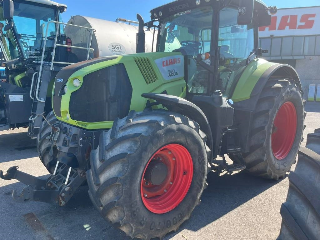 Tractor Claas Axion 830 Cmatic