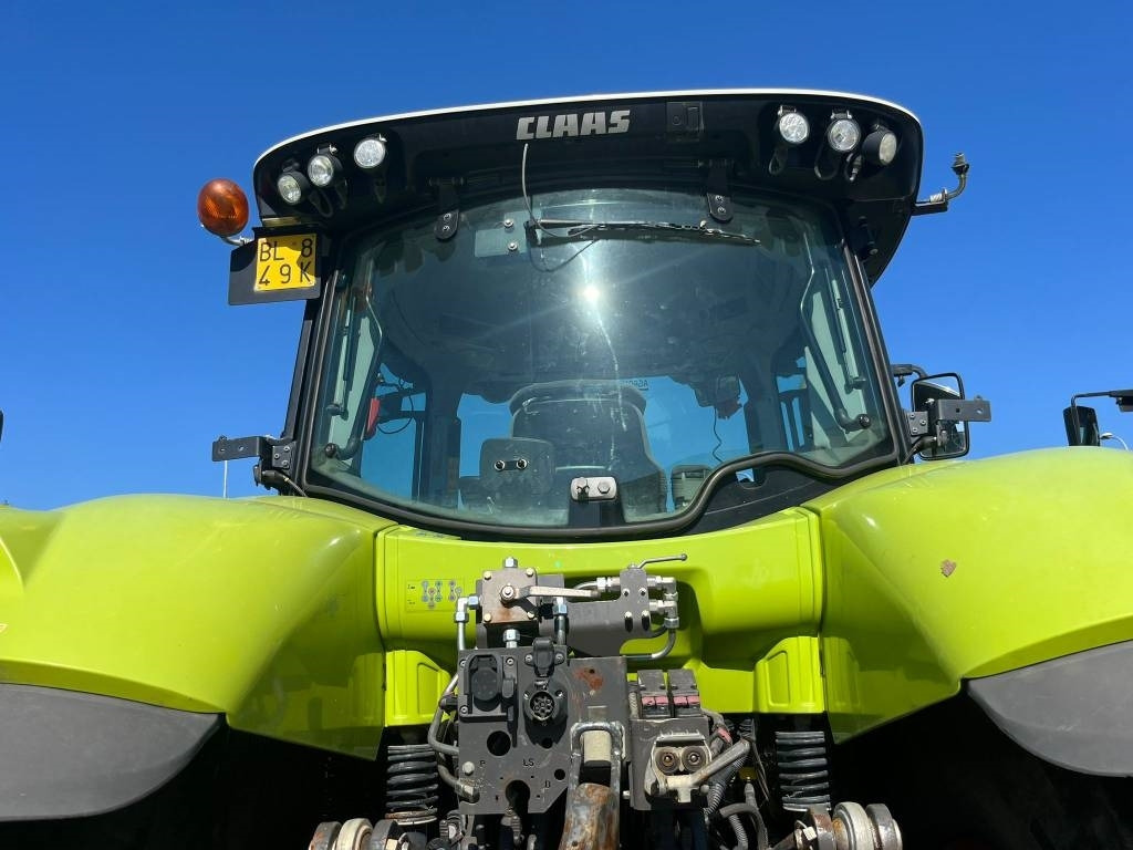 Tractor Claas Axion 830 Cmatic