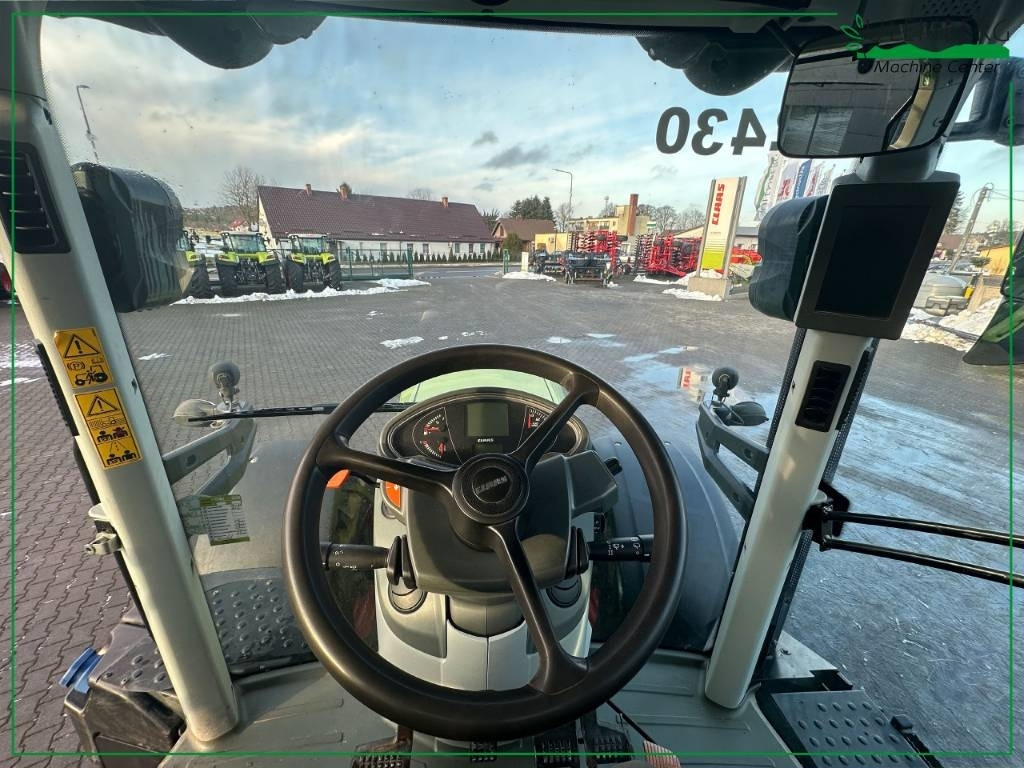 Tractor Claas Axion 850