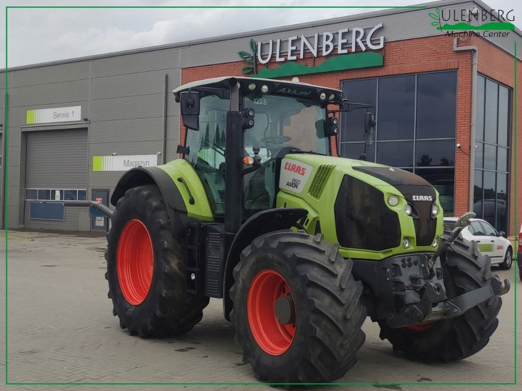 Tractor Claas Axion 850
