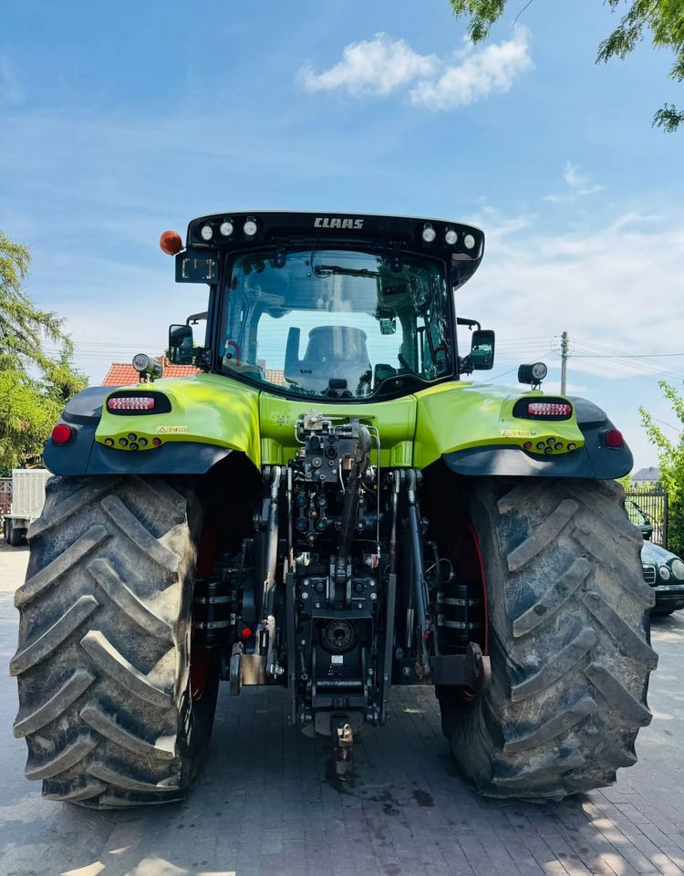 Tractor Claas Axion 850