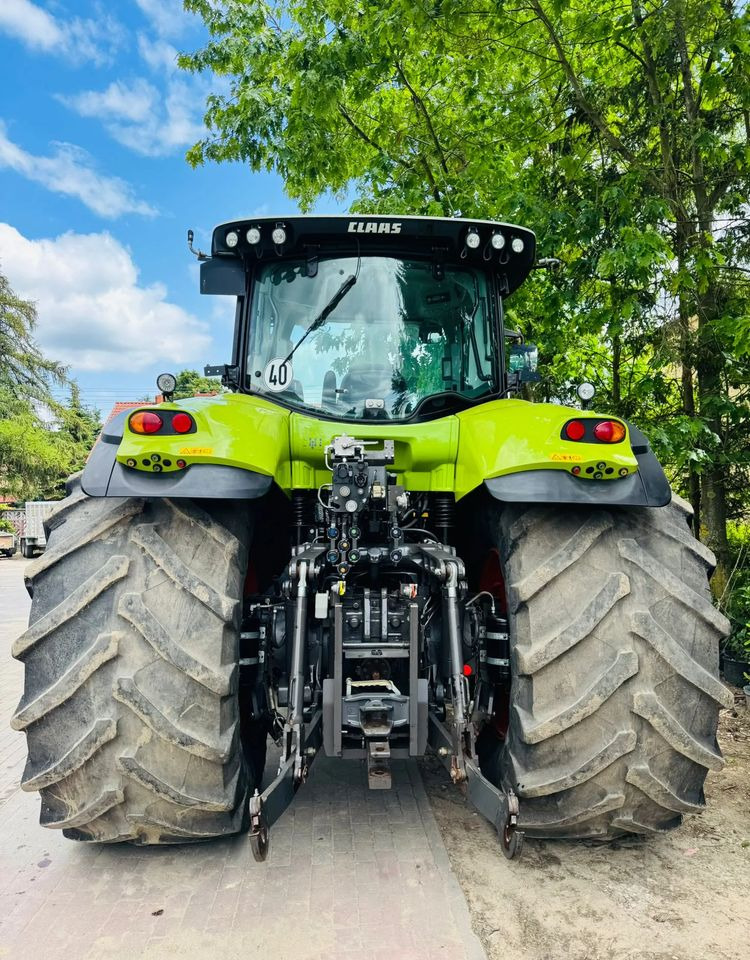 Tractor Claas Axion 850