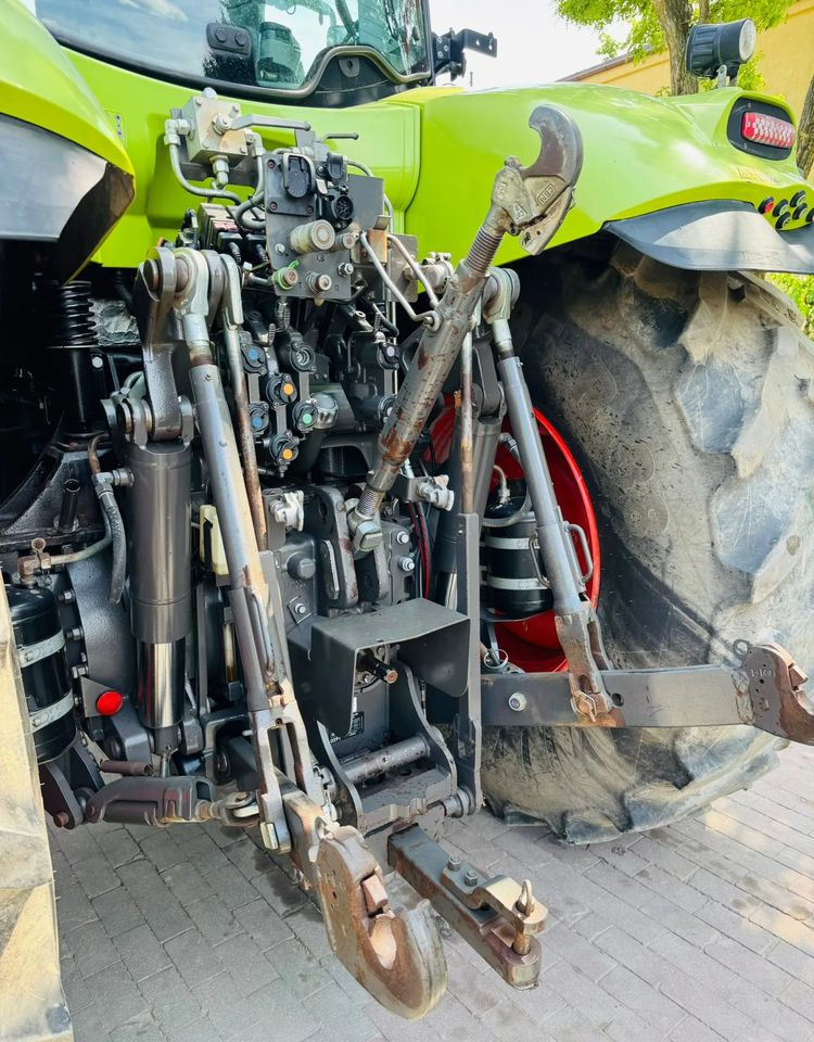 Tractor Claas Axion 850