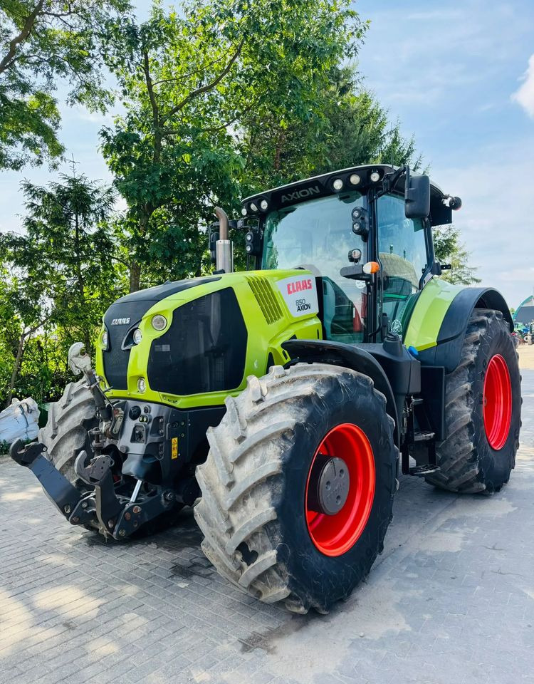 Tractor Claas Axion 850