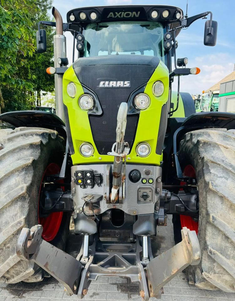 Tractor Claas Axion 850