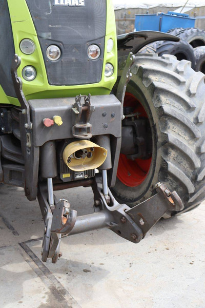 Tractor Claas Axion 850