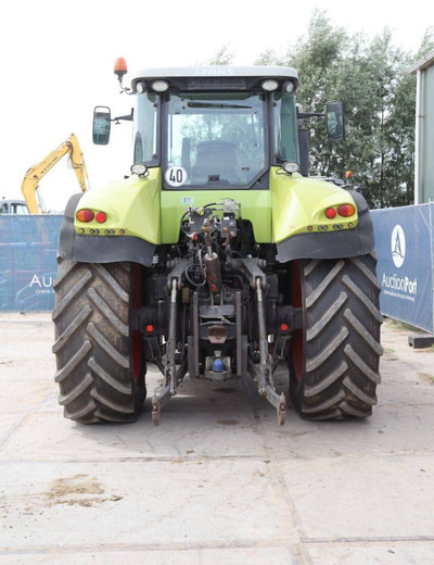 Tractor Claas Axion 850