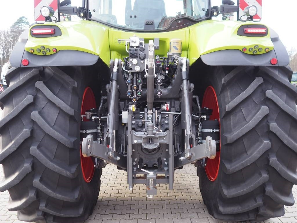 Tractor Claas Axion 850 CEBIS