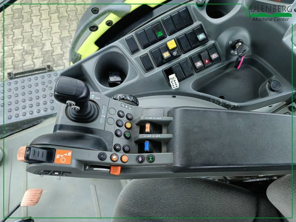 Tractor Claas Axion 850 CIS