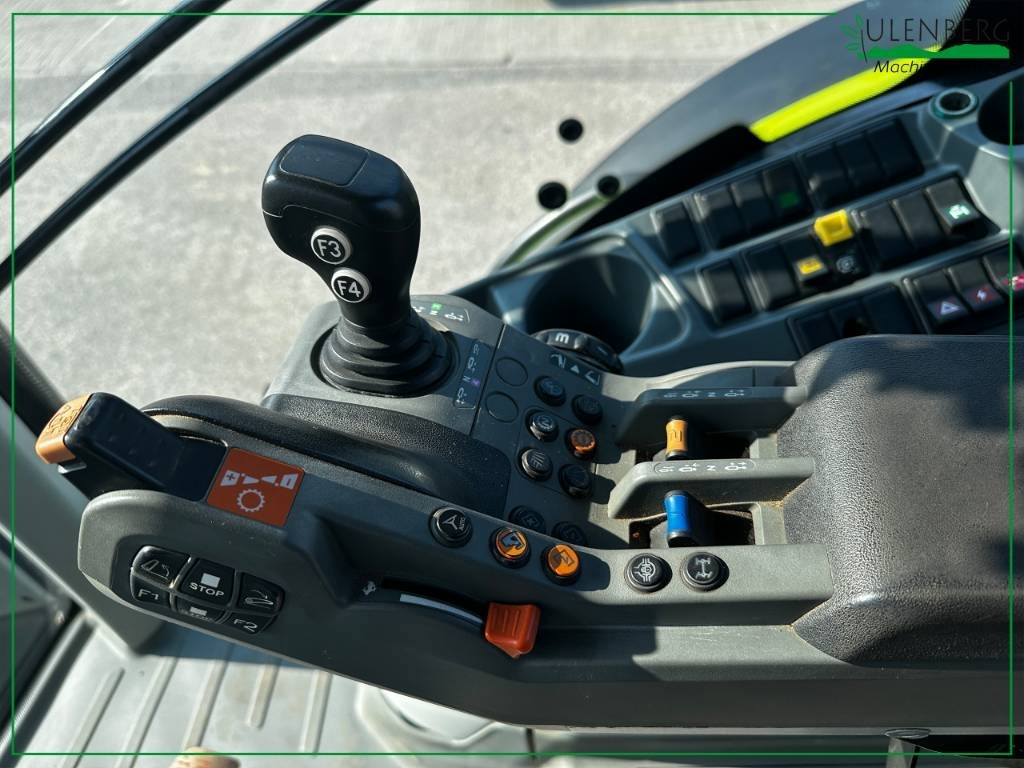 Tractor Claas Axion 850 CIS