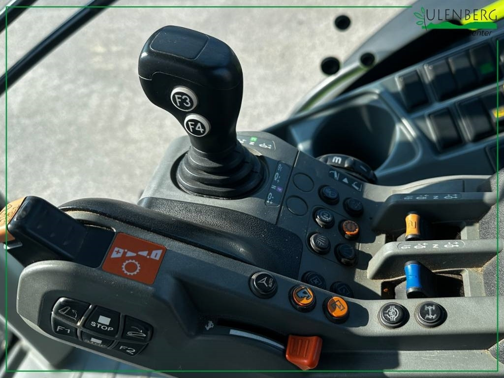 Tractor Claas Axion 850 CIS