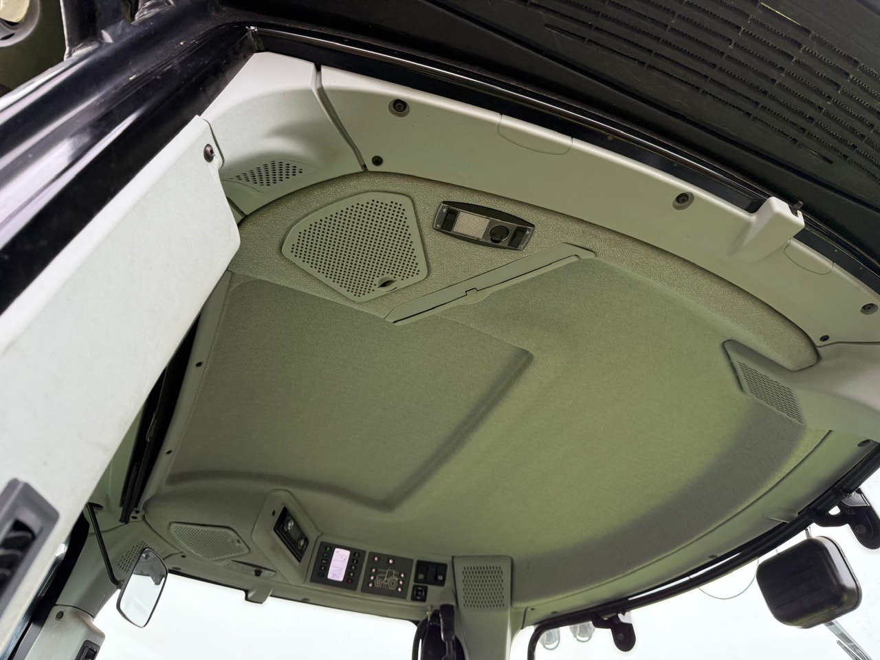 Tractor Claas Axion 850 C-Matic