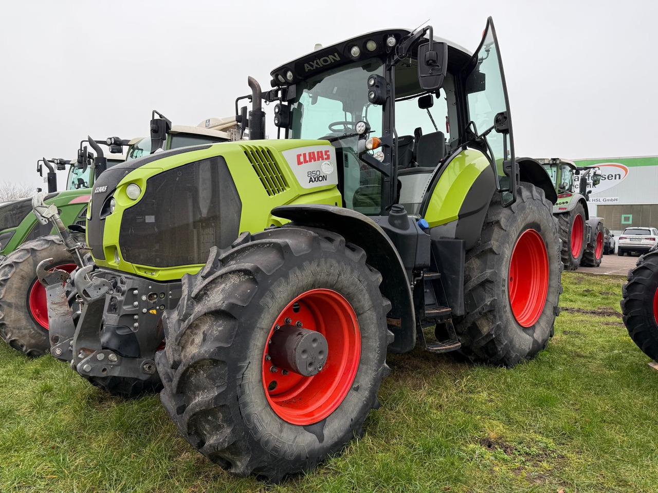 Tractor Claas Axion 850 C-Matic