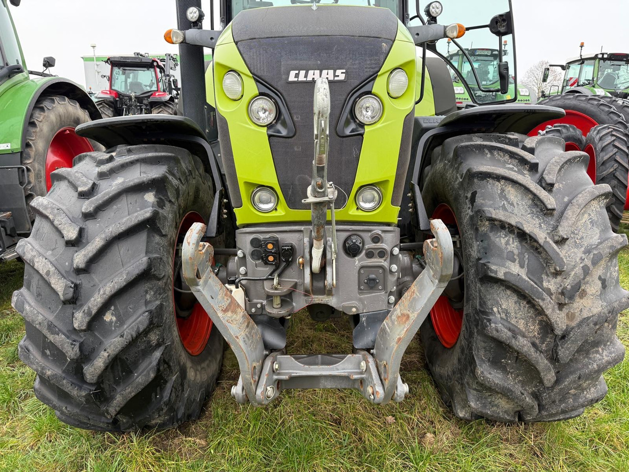 Tractor Claas Axion 850 C-Matic
