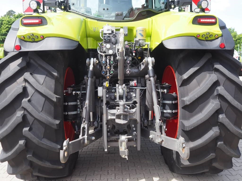 Tractor Claas Axion 850 Cebis
