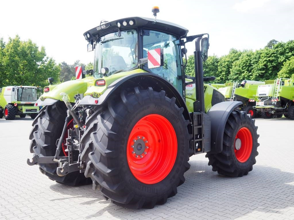 Tractor Claas Axion 850 Cebis