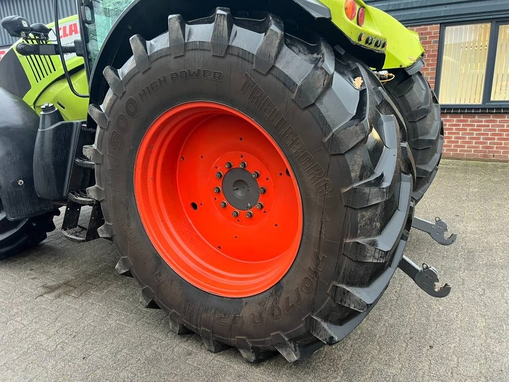 Tractor Claas Axion 850 Cebis