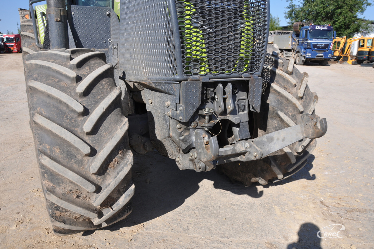 Tractor Claas Axion 870