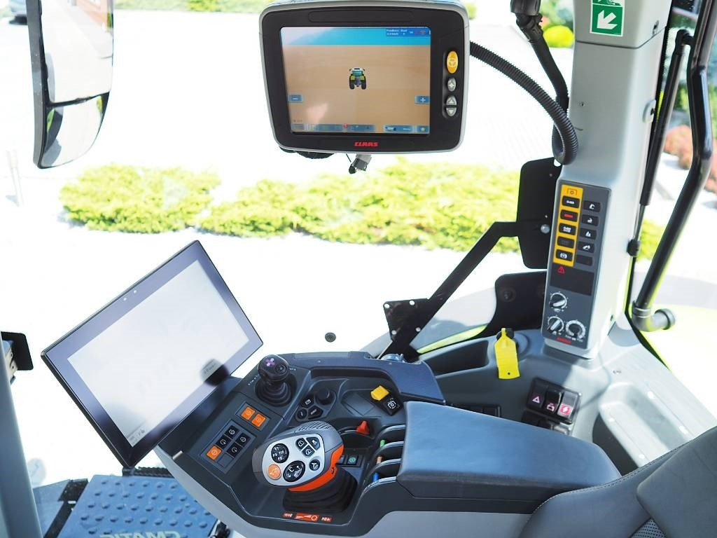 Tractor Claas Axion 870 CMATIC, GPS - RTK