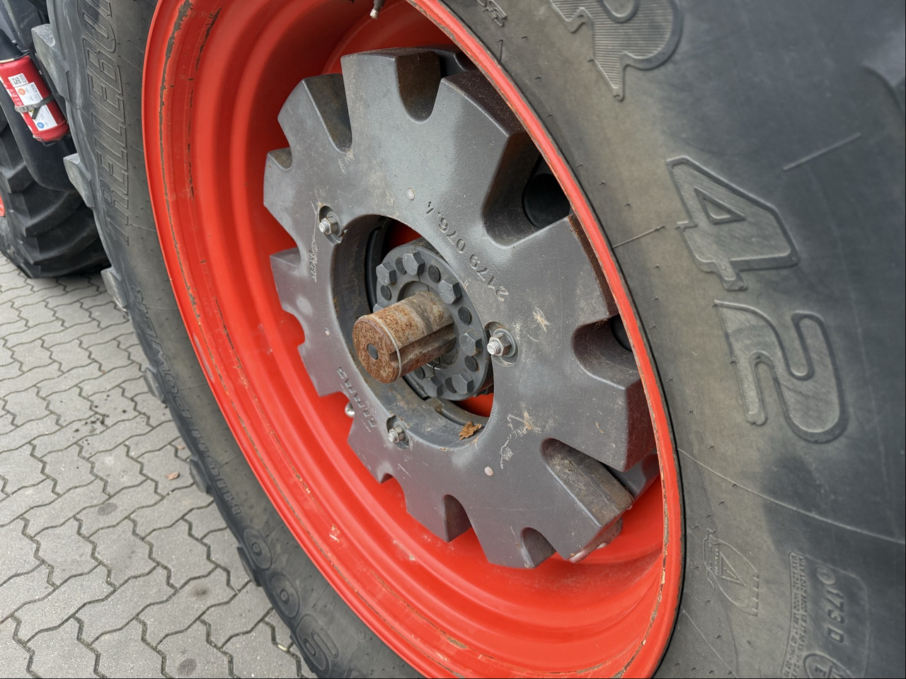 Tractor Claas Axion 870 C-Matic