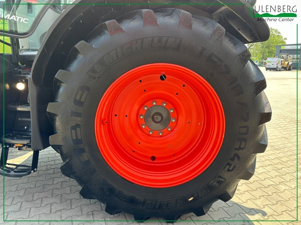 Tractor Claas Axion 870 Cmatic