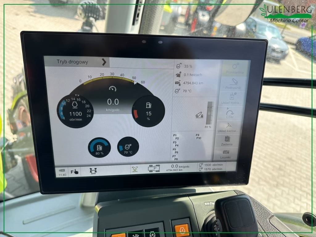 Tractor Claas Axion 870 Cmatic