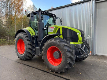 Tractor Claas Axion 920 