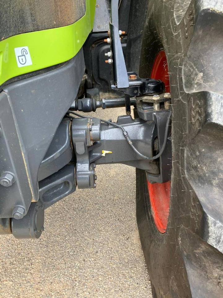 Tractor Claas Axion 920