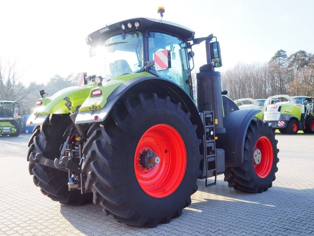 Tractor Claas Axion 920 CMATIC, GPS, CEMIS 1200, PTO