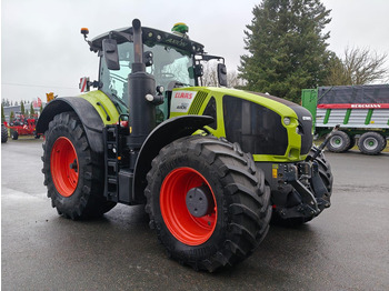 Tractor Claas Axion 920 Cmatic GREEN FIT