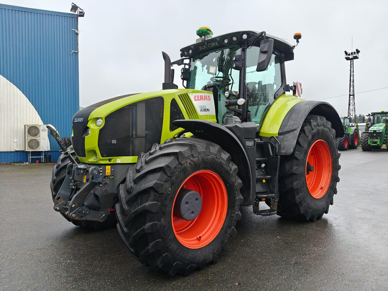 Tractor Claas Axion 920 Cmatic GREEN FIT