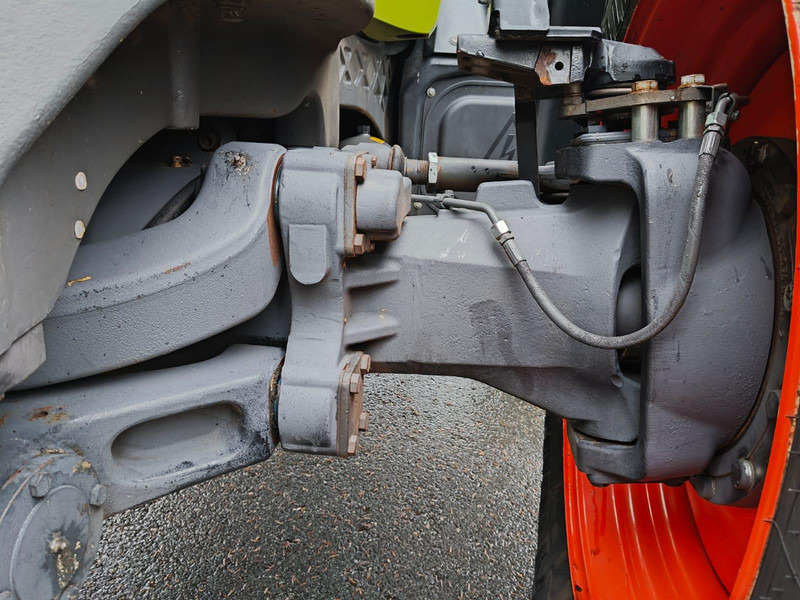 Tractor Claas Axion 920 Cmatic GREEN FIT