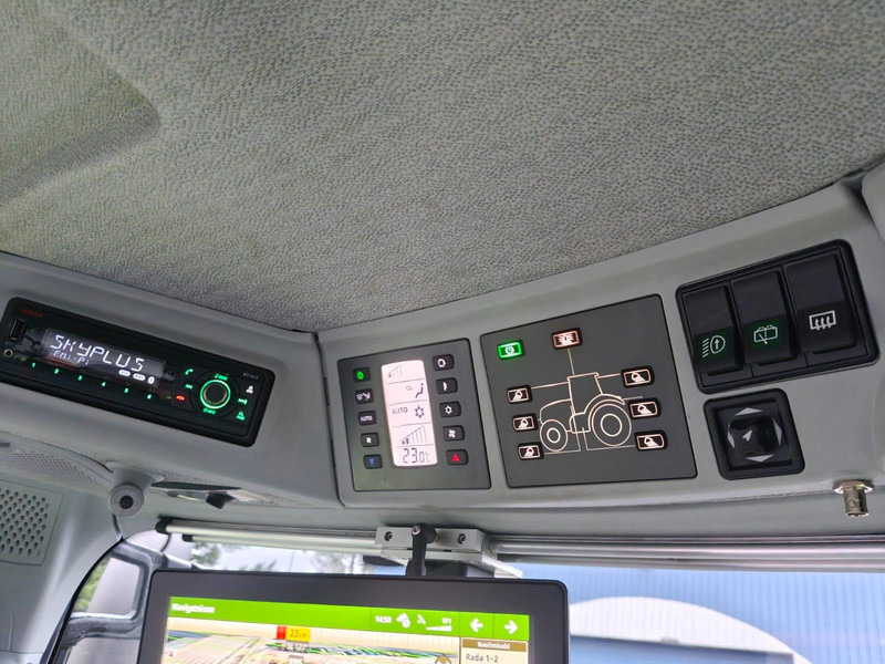 Tractor Claas Axion 920 Cmatic GREEN FIT