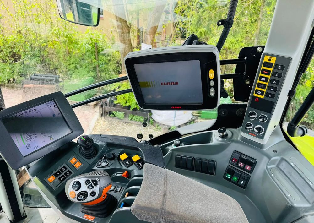 Tractor Claas Axion 930 CMATIC CEBIS
