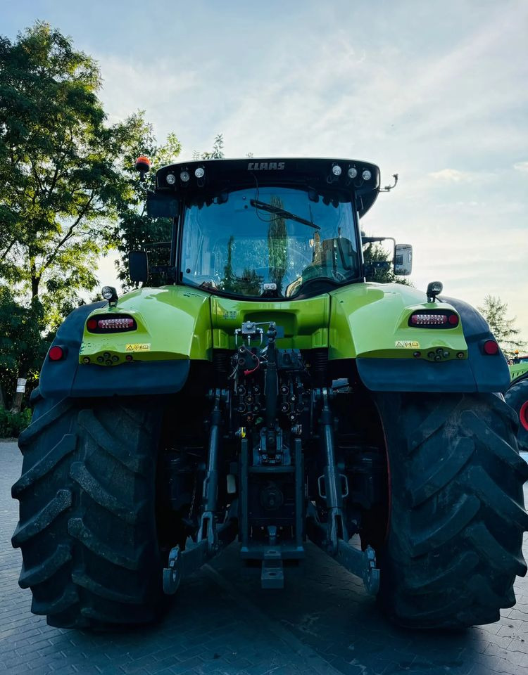 Tractor Claas Axion 930 CMATIC CEBIS