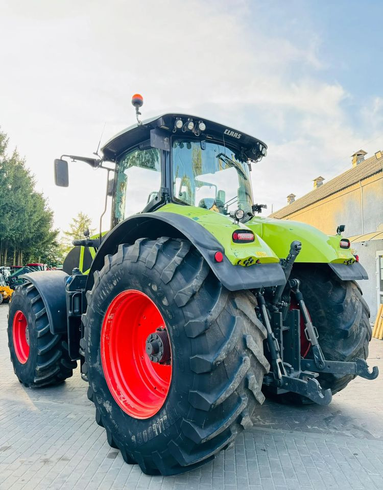 Tractor Claas Axion 930 CMATIC CEBIS