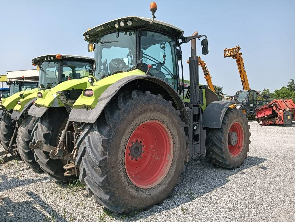 Tractor Claas Axion 930 Cmatic