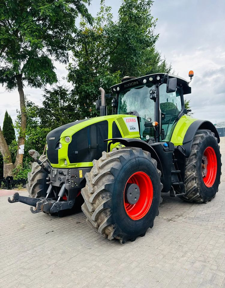 Tractor Claas Axion 940 CMATIC CEBIS