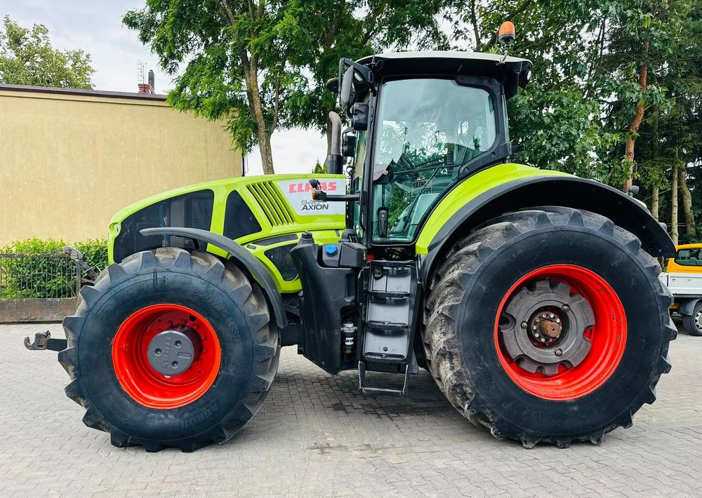 Tractor Claas Axion 940 CMATIC CEBIS