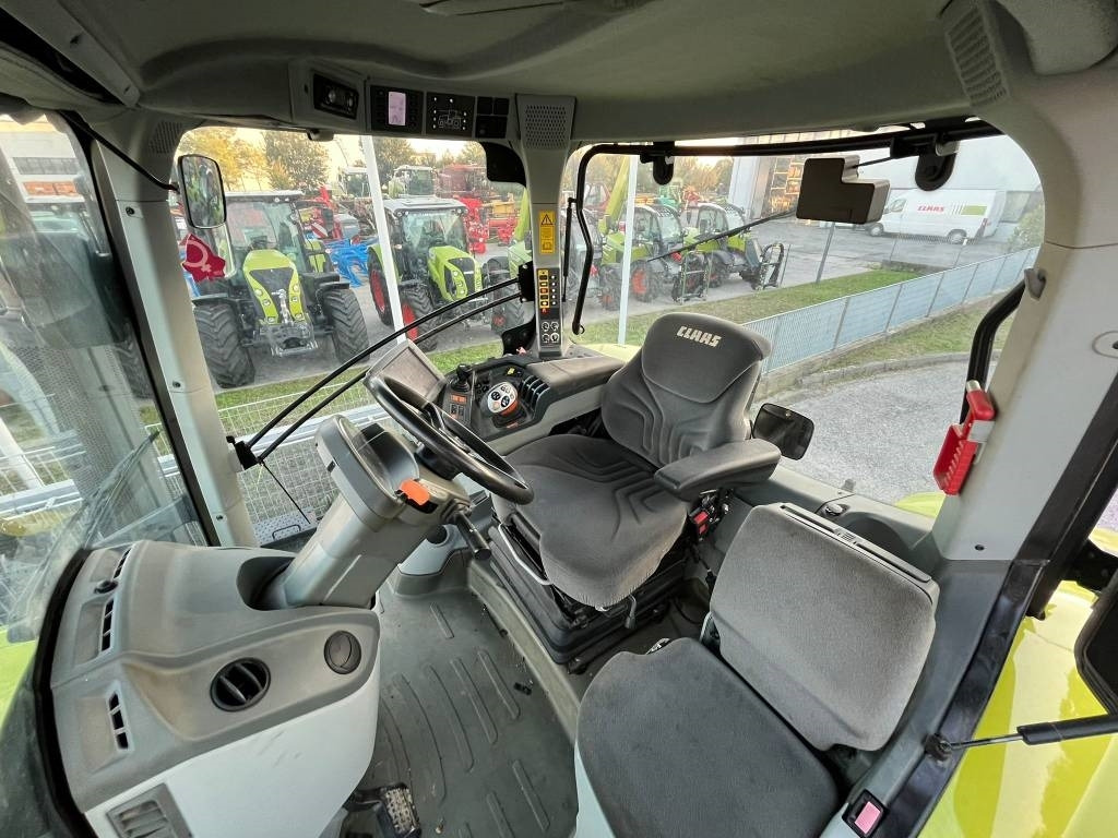Tractor Claas Axion 940 Cmatic