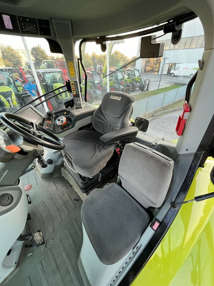 Tractor Claas Axion 940 Cmatic